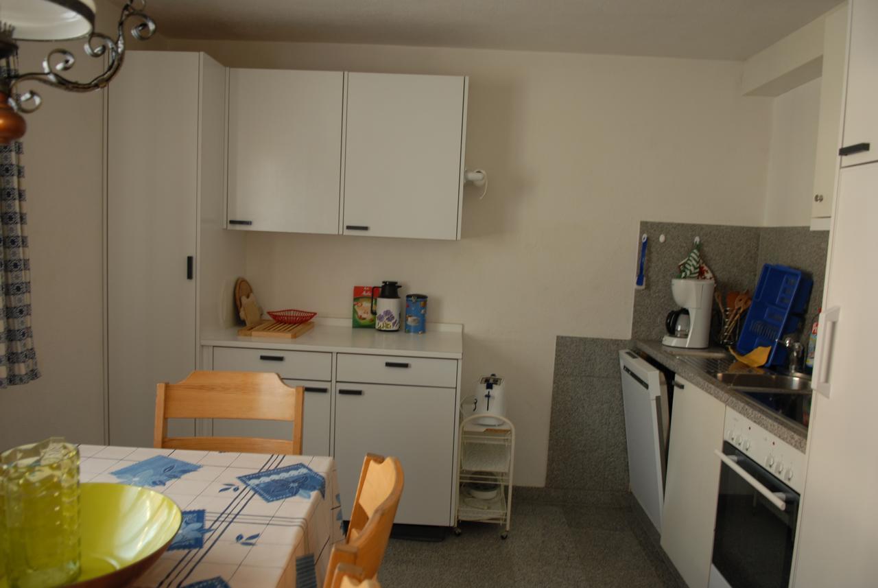 Ferienwohnung Klosters-Serneus Exterior foto