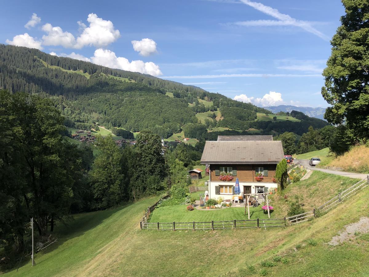 Ferienwohnung Klosters-Serneus Exterior foto